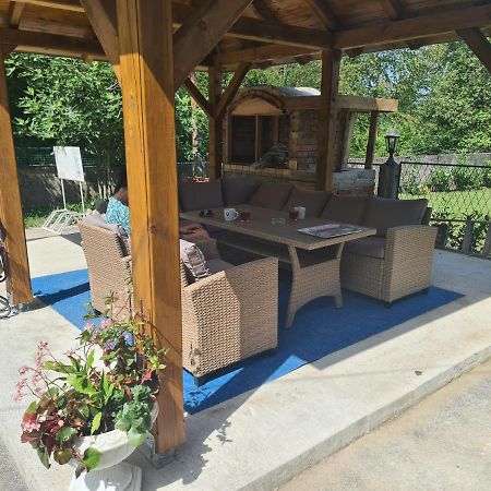 Ferienwohnung Simun Karlovac Exterior foto